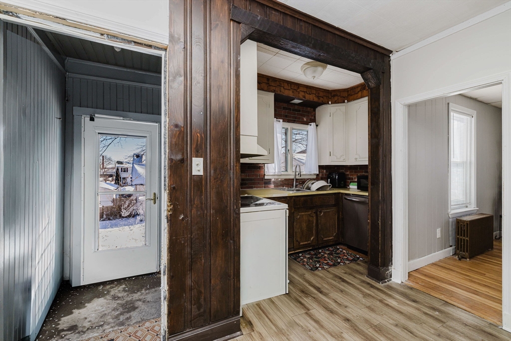 250 Nelson Street Fall River, MA 02721 - Photo 22 of 38