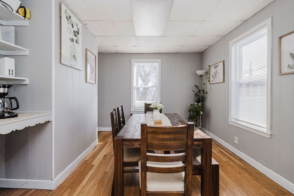 250 Nelson Street Fall River, MA 02721 - Photo 7 of 38