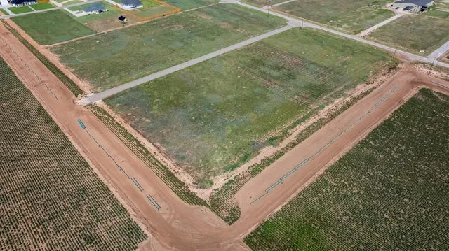 a view of a tennis court