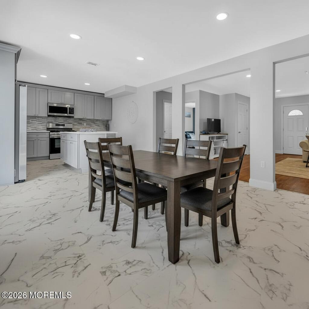 1143-1145 Roe Avenue Point Pleasant, NJ 08742 - Photo 6 of 36 1143_Dining Area_Table_6