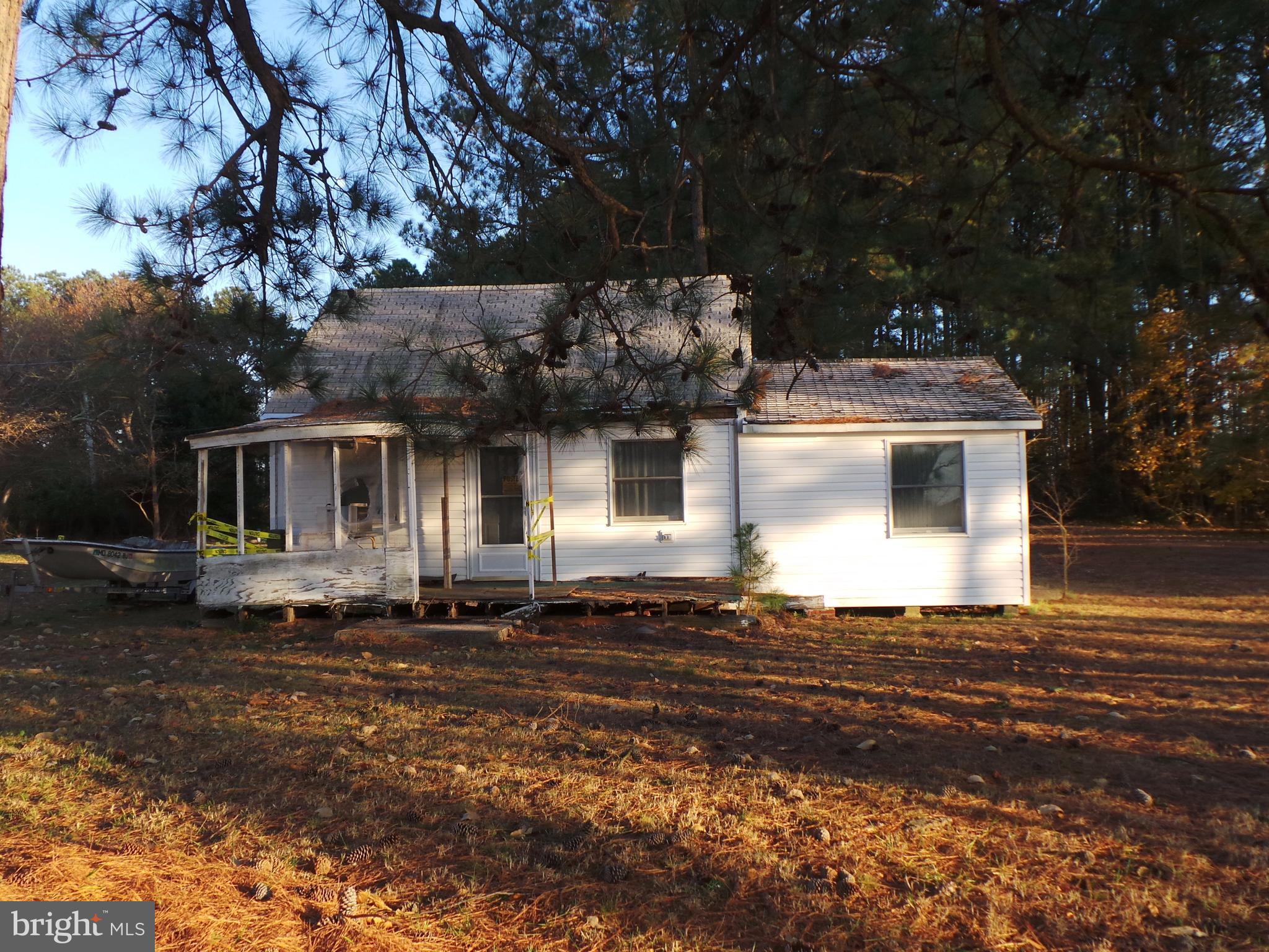16641 St Jeromes Neck Road Dameron, MD 20628 - Photo 6 of 16 Water front side of the cottage