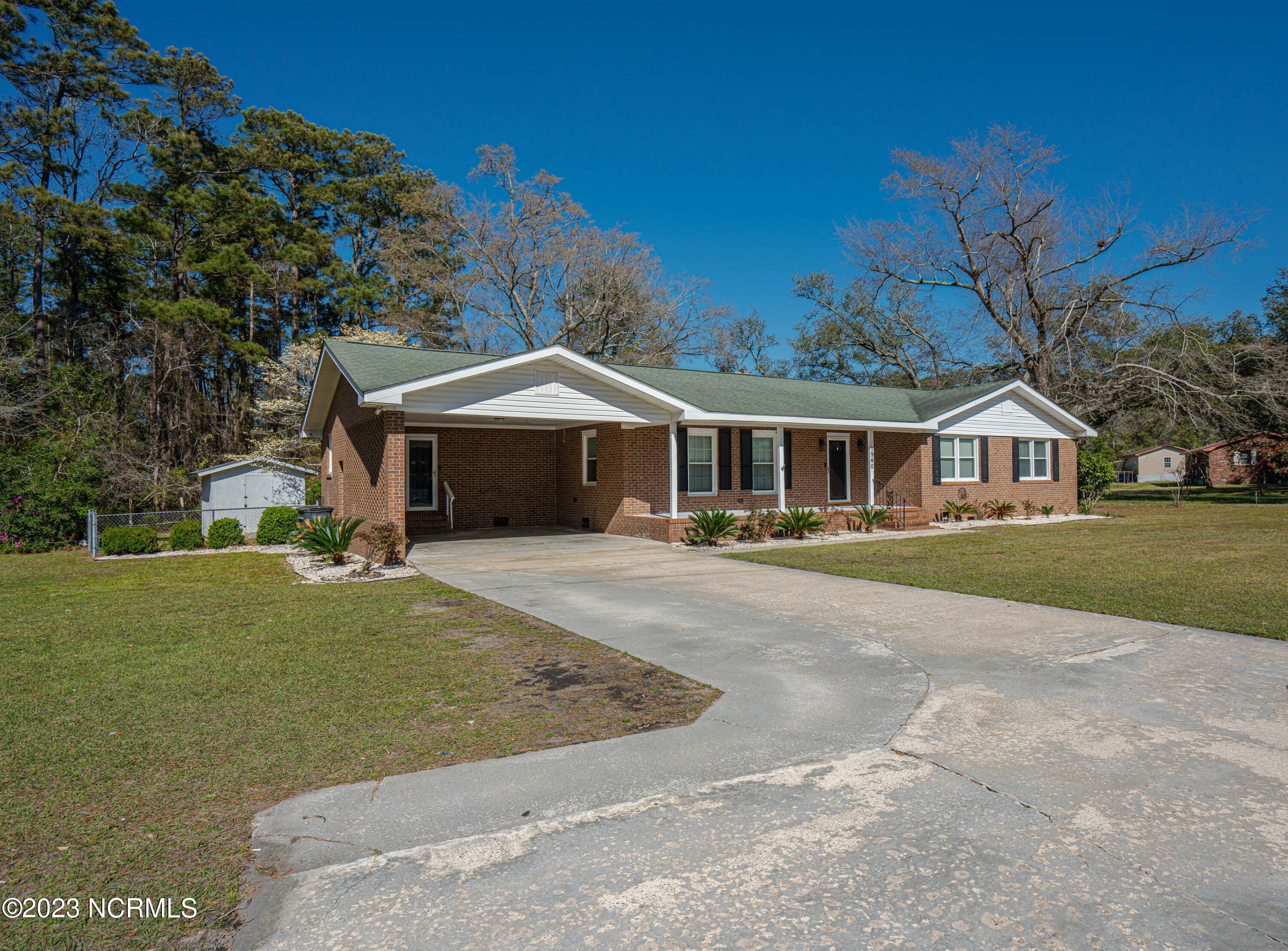 1940 Holden Beach Road Southwest Supply, NC 28462 - Photo 2 of 41 DSC04056