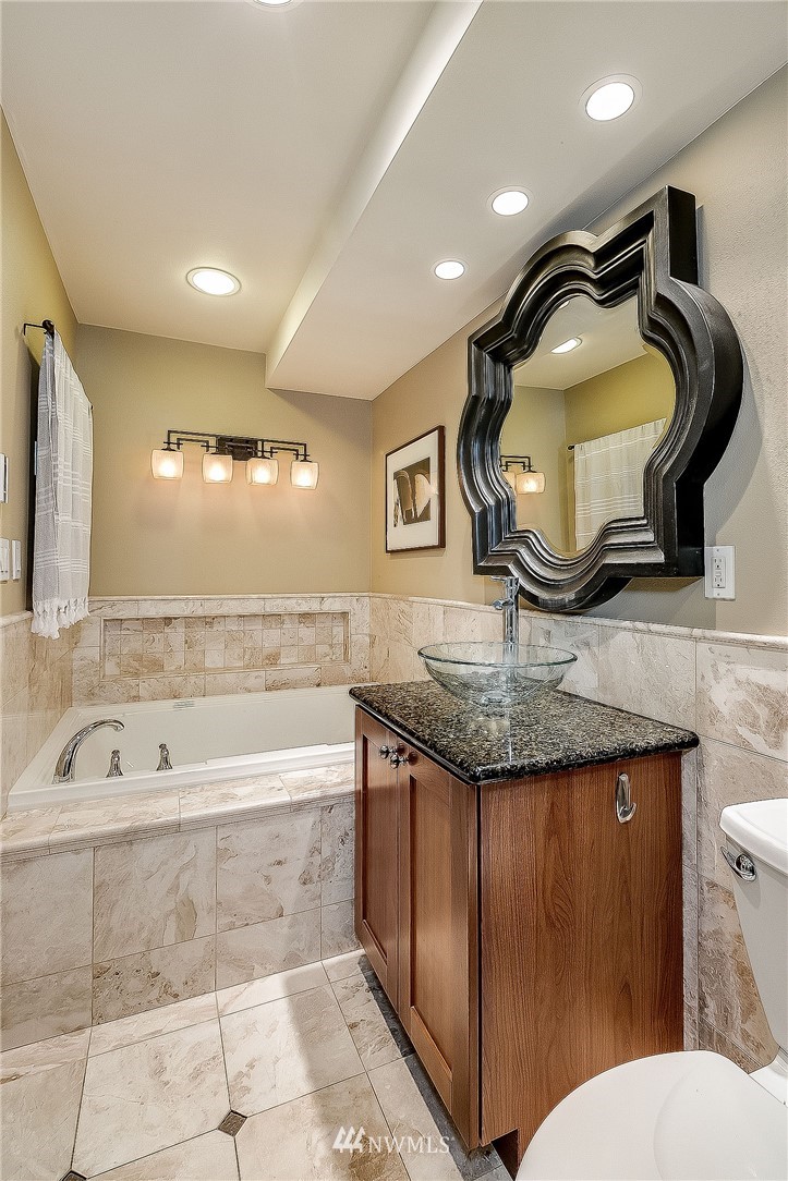 520 Walnut Street, Unit 2 Edmonds, WA 98020 - Photo 13 of 16 Gallery Image 13