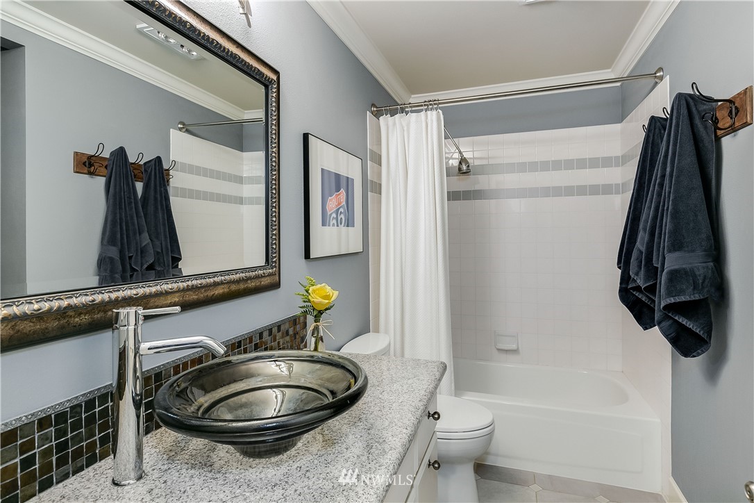 520 Walnut Street, Unit 2 Edmonds, WA 98020 - Photo 15 of 16 Gallery Image 15
