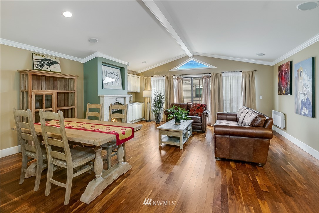 520 Walnut Street, Unit 2 Edmonds, WA 98020 - Photo 8 of 16 Gallery Image 8