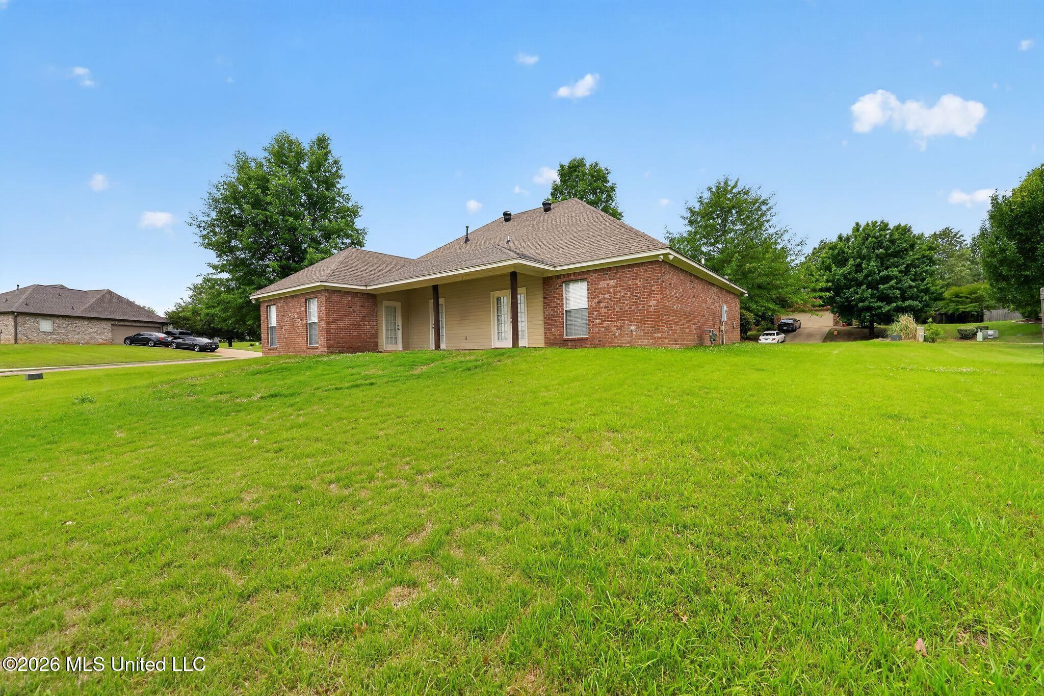 134 Providence Drive Madison, MS 39110 - Photo 41 of 43 07_134_Providence_Dr_Madison_MS_39110_US