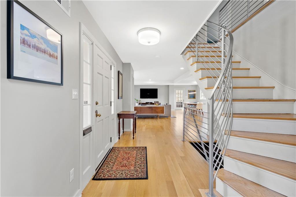 805 Elm Spring Road Pittsburgh, PA 15243 - Photo 2 of 25 Gallery Image 2