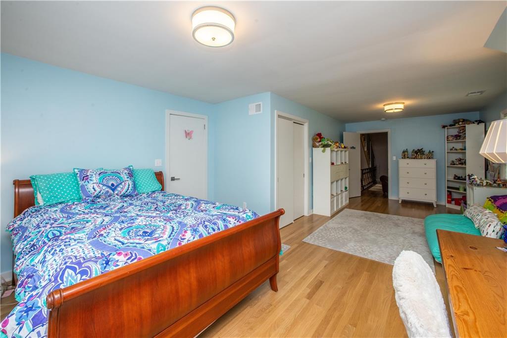 805 Elm Spring Road Pittsburgh, PA 15243 - Photo 14 of 25 Gallery Image 14