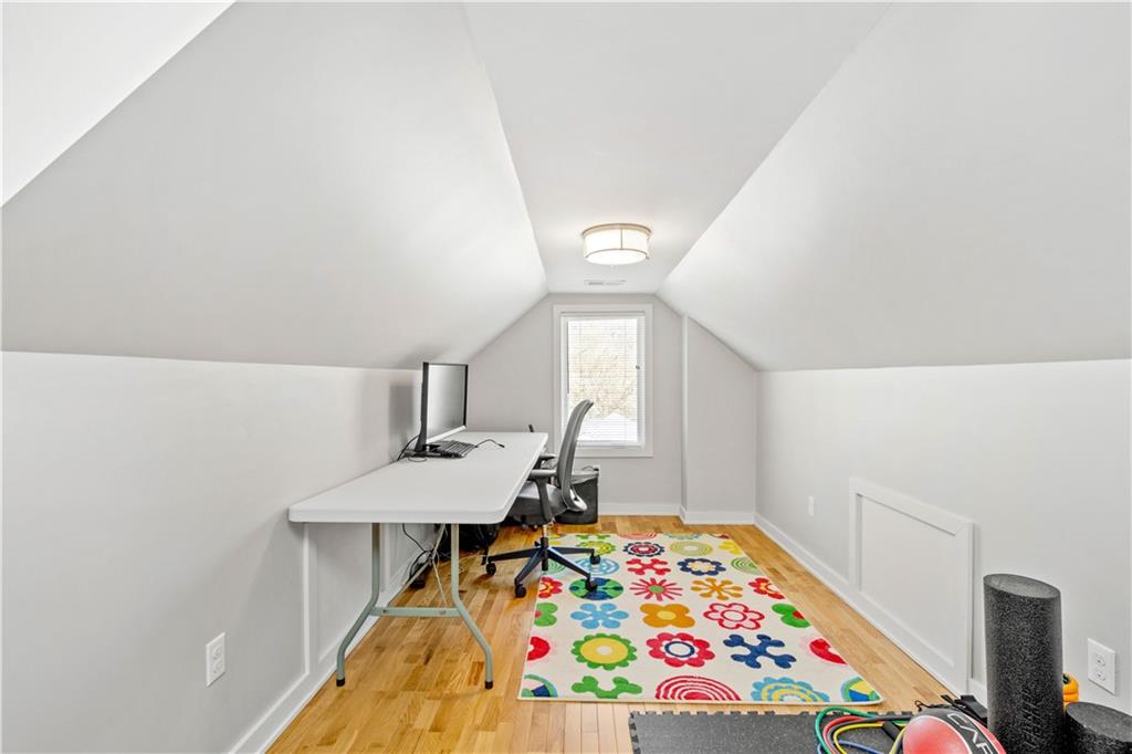 805 Elm Spring Road Pittsburgh, PA 15243 - Photo 18 of 25 Gallery Image 18