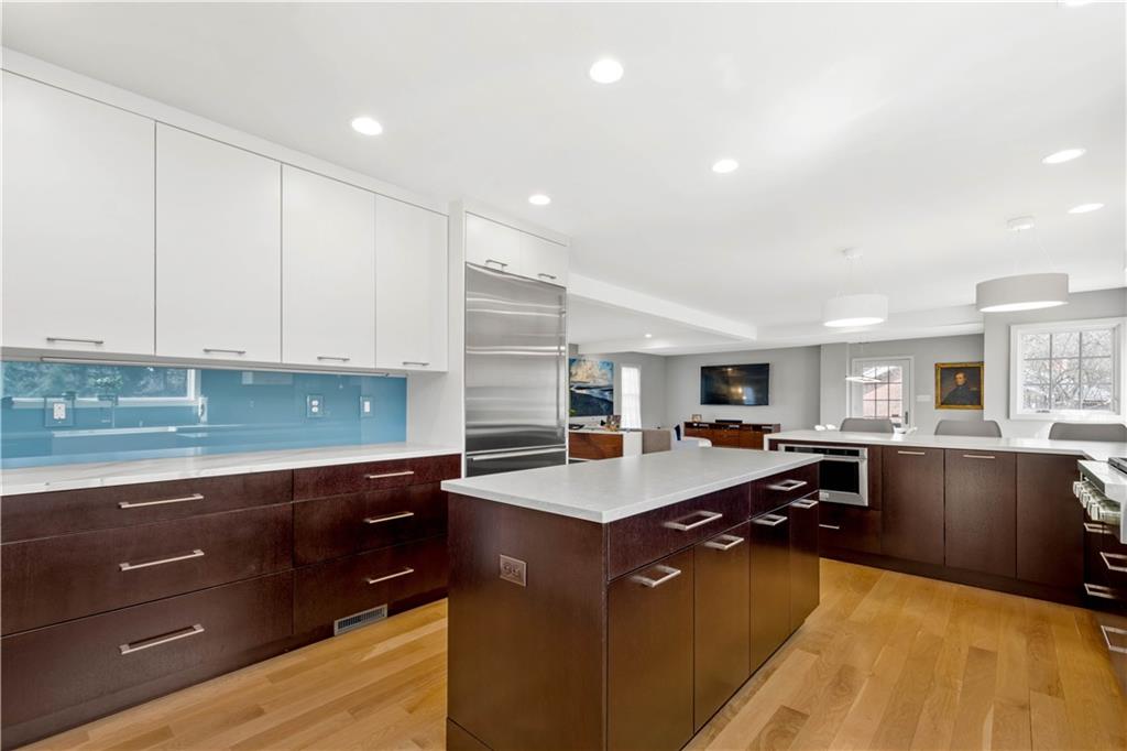 805 Elm Spring Road Pittsburgh, PA 15243 - Photo 7 of 25 Gallery Image 7