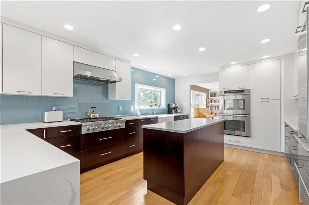 805 Elm Spring Road Pittsburgh, PA 15243 - Photo 8 of 25 Gallery Image 8