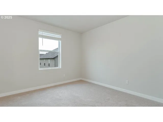 $609,995 | 9355 Southeast Crystal Rose Street, Happy Valley, OR 97086