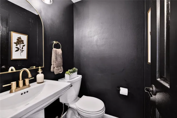 $219,900 | 147 Beacon Hills Drive South, Penfield, NY 14526