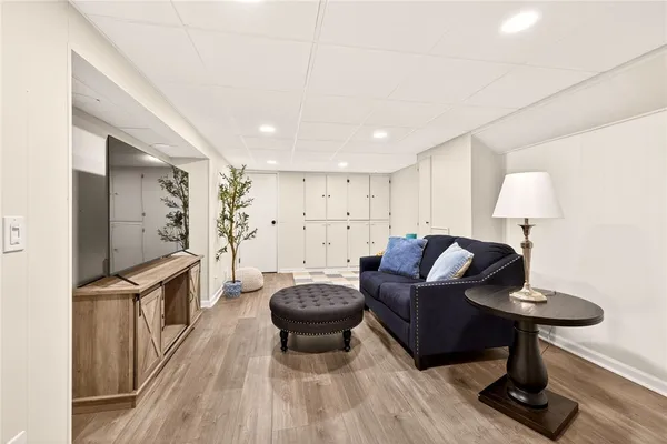 $219,900 | 147 Beacon Hills Drive South, Penfield, NY 14526