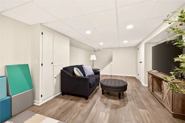 $219,900 | 147 Beacon Hills Drive South, Penfield, NY 14526