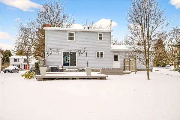 $219,900 | 147 Beacon Hills Drive South, Penfield, NY 14526