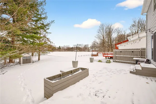 $219,900 | 147 Beacon Hills Drive South, Penfield, NY 14526