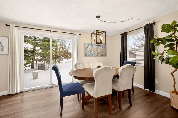 $219,900 | 147 Beacon Hills Drive South, Penfield, NY 14526