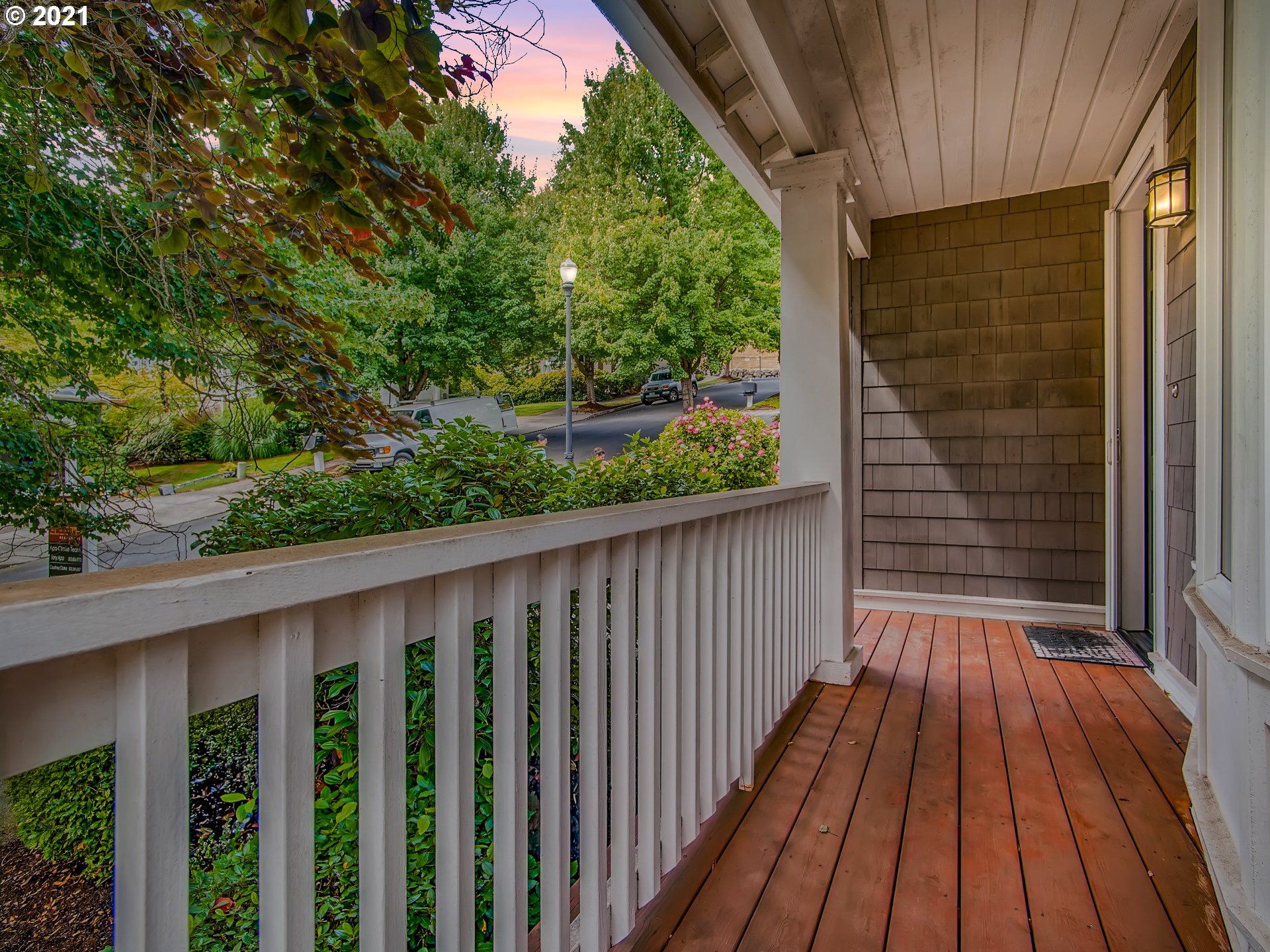 2526 Northwest Rhodes Lane Portland, OR 97229 - Photo 3 of 31 Gallery Image 3