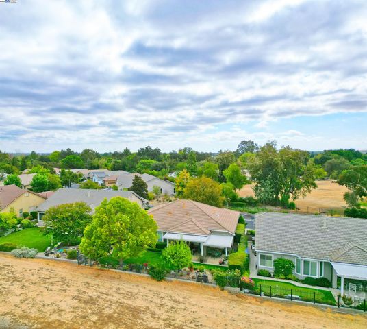 $679,000 | 625 Pomona Drive, Brentwood, CA 94513