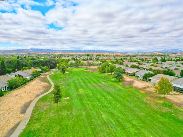 $679,000 | 625 Pomona Drive, Brentwood, CA 94513