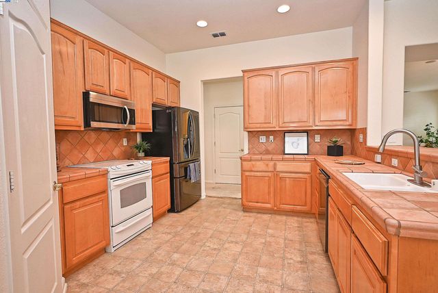 $679,000 | 625 Pomona Drive, Brentwood, CA 94513