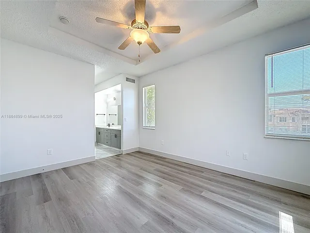 $2,350 | Palm Lake Condominiums, West Palm Beach, FL 33417