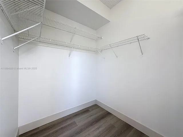 $2,350 | Palm Lake Condominiums, West Palm Beach, FL 33417