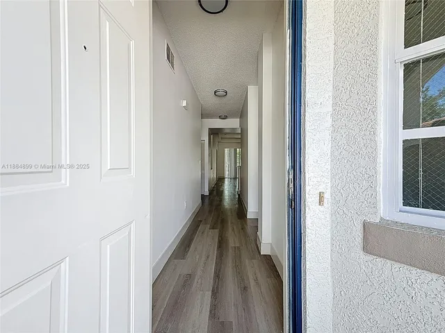 $2,350 | Palm Lake Condominiums, West Palm Beach, FL 33417