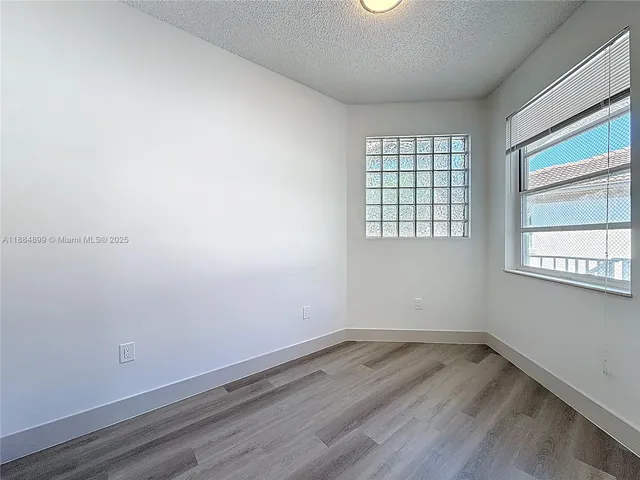 $2,350 | Palm Lake Condominiums, West Palm Beach, FL 33417