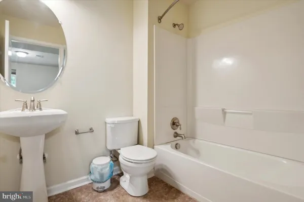 $2,900 | 507 South Twin Lakes Boulevard, Newark, DE 19711