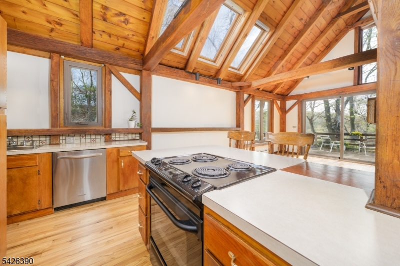 11 Ames Road Morristown, NJ 07960 - Photo 14 of 46