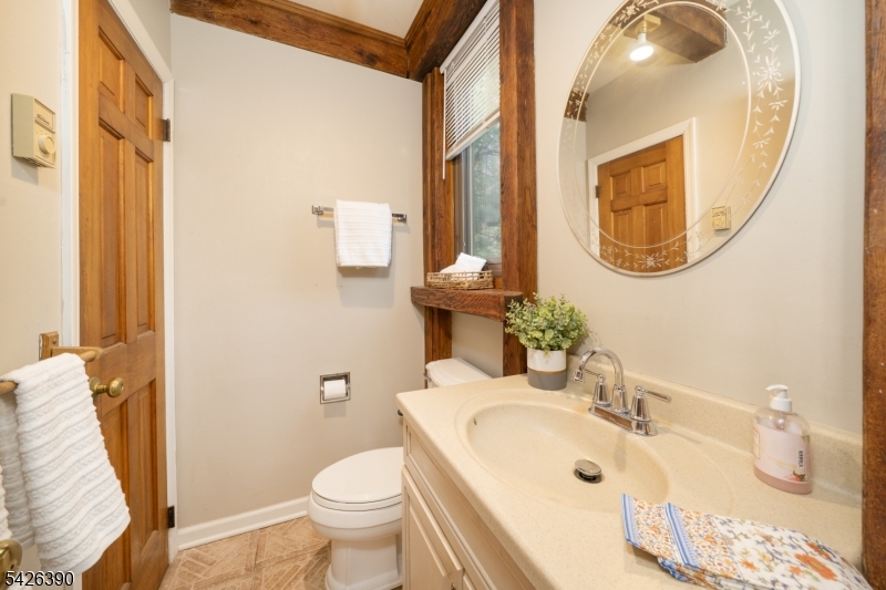 11 Ames Road Morristown, NJ 07960 - Photo 17 of 46