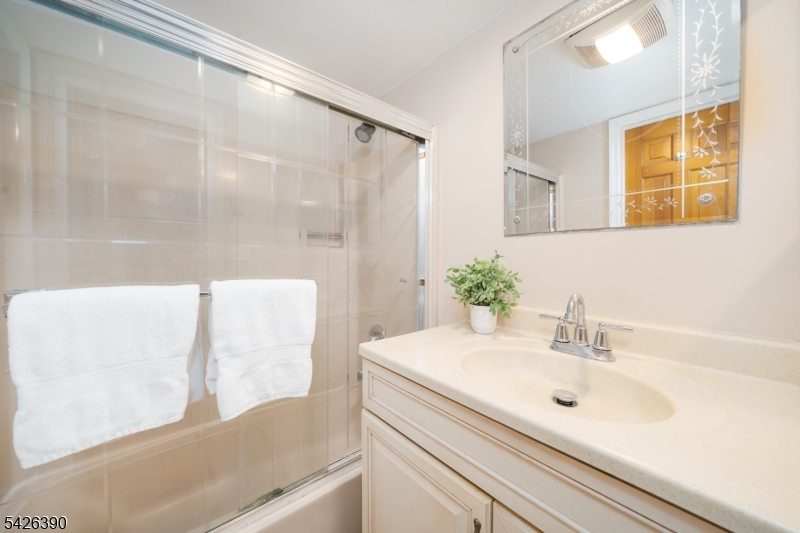 11 Ames Road Morristown, NJ 07960 - Photo 20 of 46