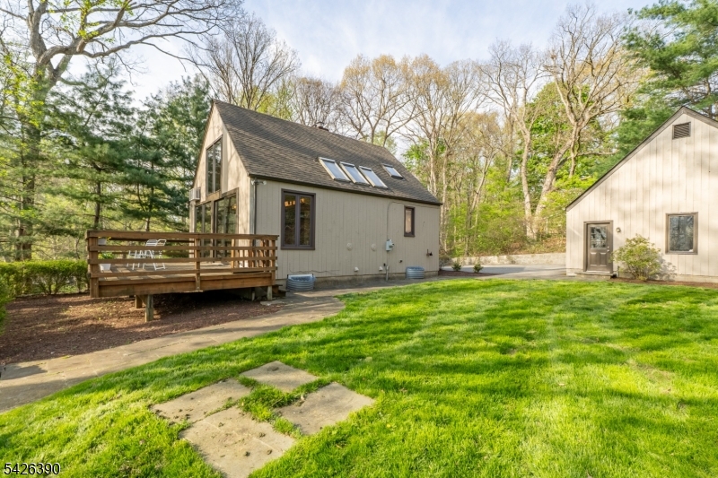 11 Ames Road Morristown, NJ 07960 - Photo 41 of 46