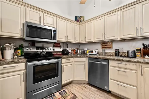 $424,900 | 5715 Golden Eagle Circle, Palm Beach Gardens, FL 33418