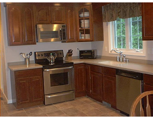 23 Lorine Road Attleboro, MA 02703 - Photo 2 of 15 Gallery Image 2