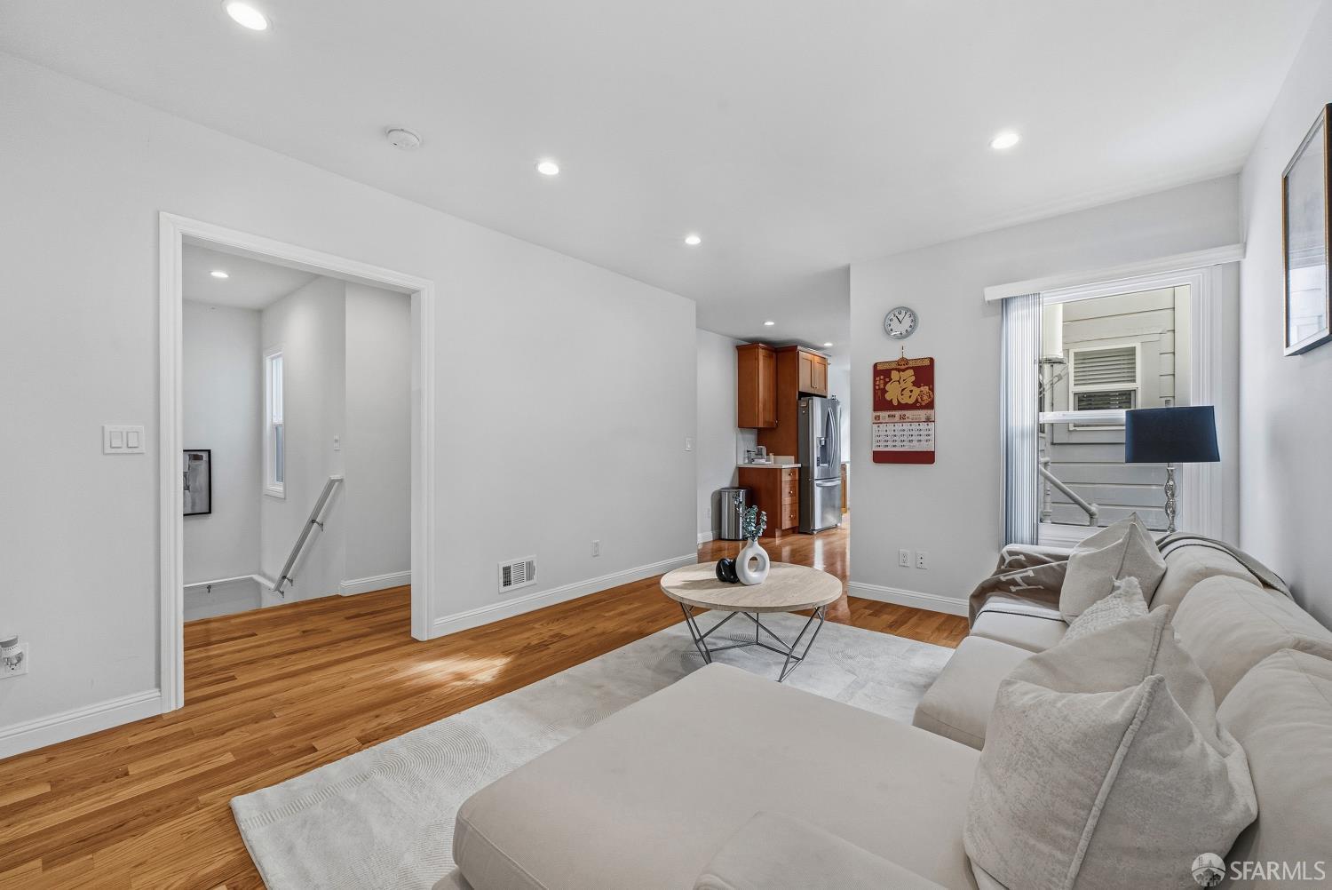 263 Naples Street San Francisco, CA 94112 - Photo 3 of 25