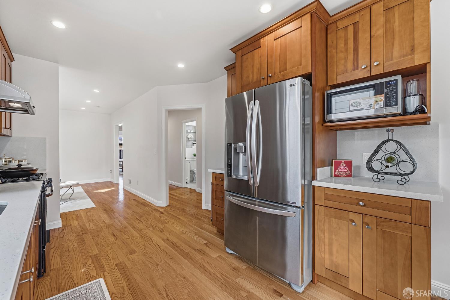 263 Naples Street San Francisco, CA 94112 - Photo 7 of 25