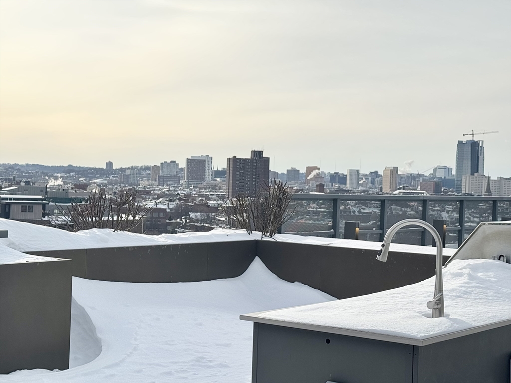 32 Traveler Street, Unit 609 Boston, MA 02118 - Photo 20 of 26 a view of a city