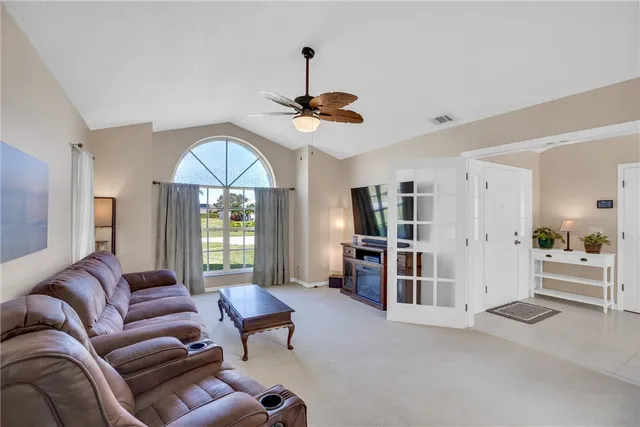 $460,000 | 4545 11th Place Southwest, Vero Beach, FL 32968