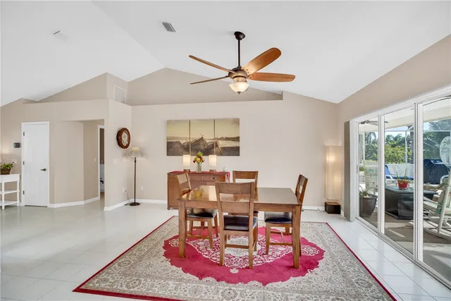 $460,000 | 4545 11th Place Southwest, Vero Beach, FL 32968