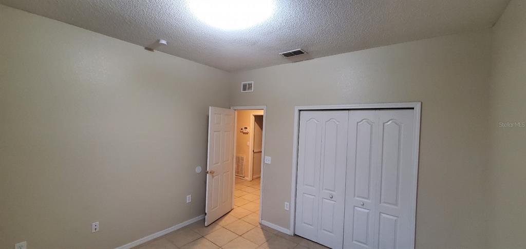 810 Terranova Road Winter Haven, FL 33884 - Photo 5 of 10 a view of a hallway