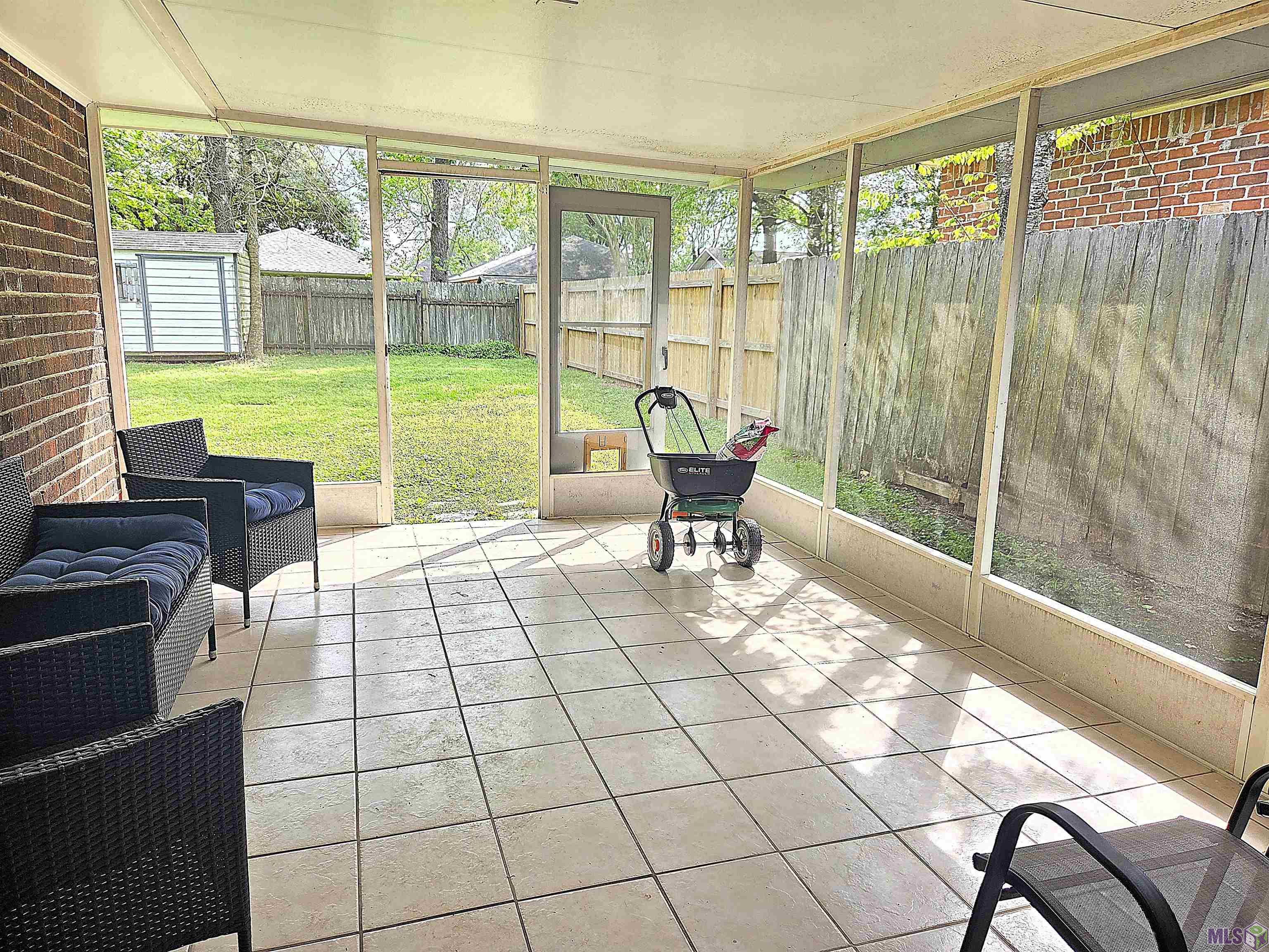 8566 Justin Avenue Baton Rouge, LA 70809 - Photo 12 of 14 Beautiful Screened-In Patio