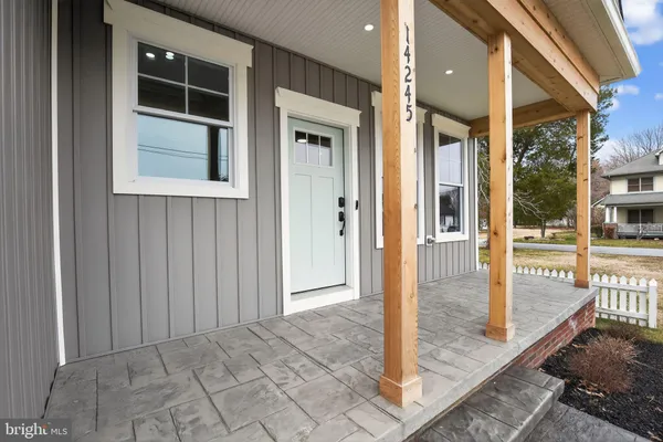 a view of outdoor space