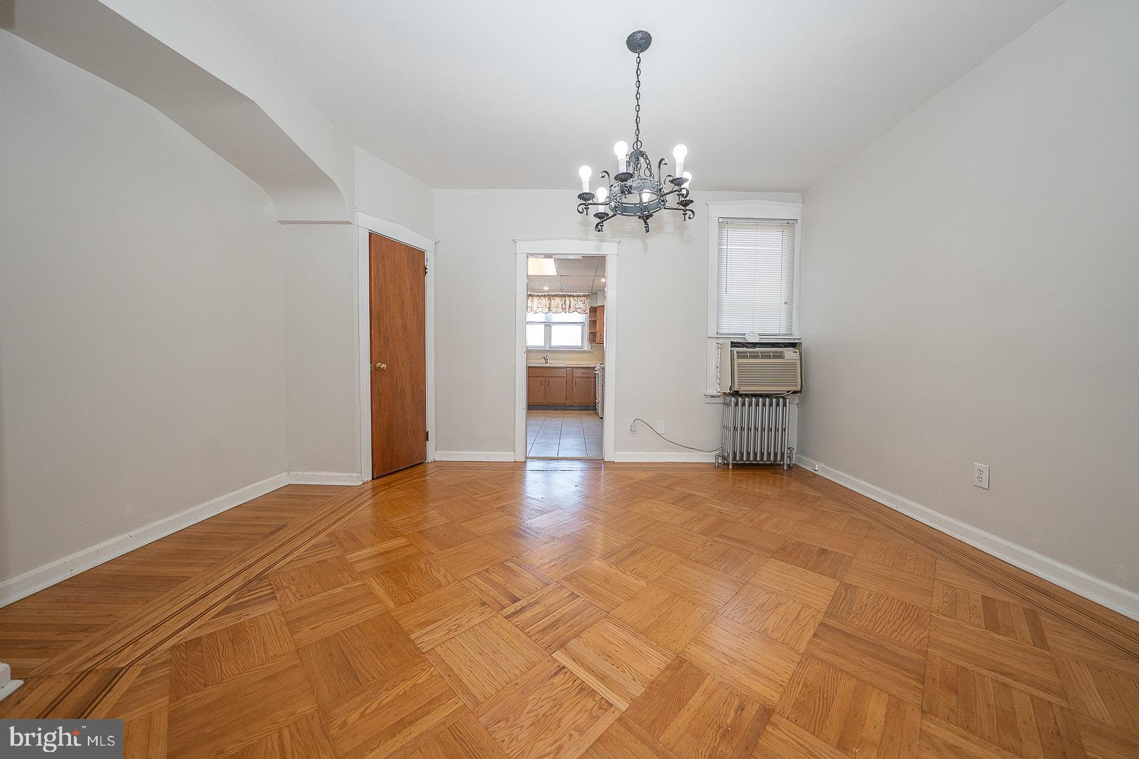 628 Gerhard Street Philadelphia, PA 19128 - Photo 11 of 30 Dining Room