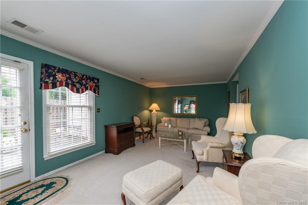 8316 Knights Bridge Road Charlotte, NC 28210 - Photo 11 of 23 Gallery Image 11