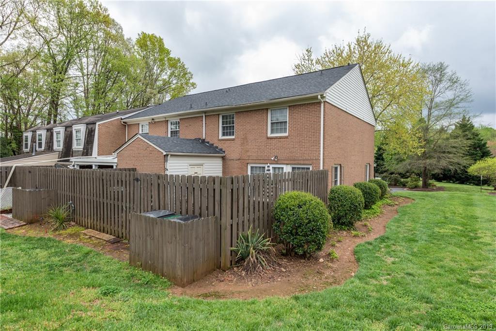 8316 Knights Bridge Road Charlotte, NC 28210 - Photo 22 of 23 Gallery Image 22