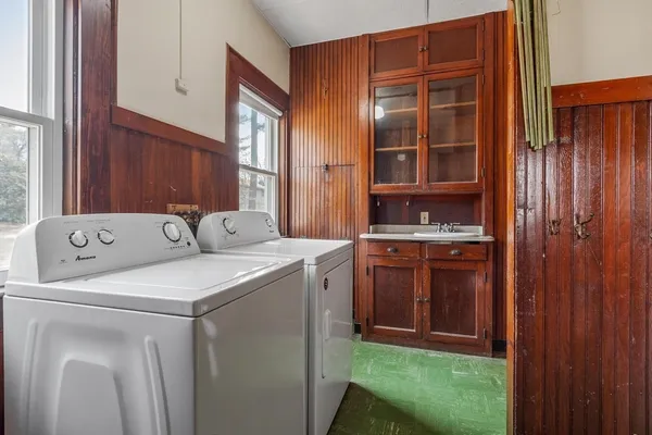 $319,900 | 49 Lincoln Avenue, Orange, MA 01364