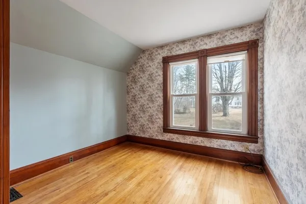 $319,900 | 49 Lincoln Avenue, Orange, MA 01364